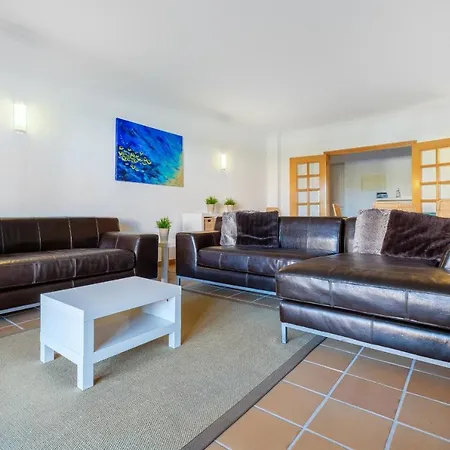 Apartamento T3 Caravelas *