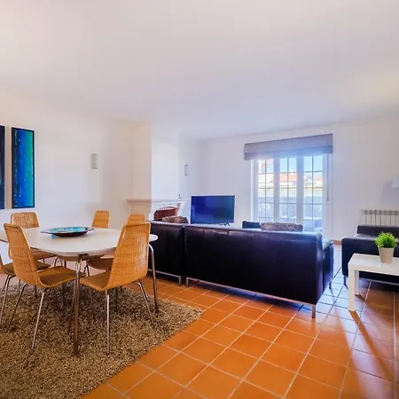 T3 Caravelas Apartment