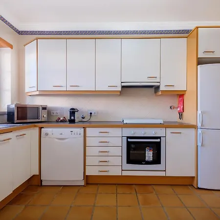 T3 Caravelas Apartment